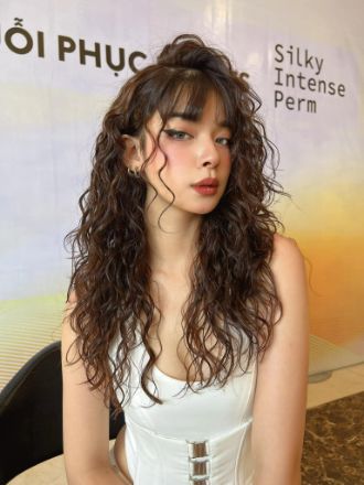 Kiểu tóc Uốn