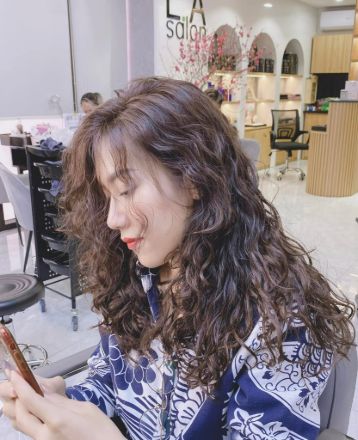 Kiểu tóc Uốn